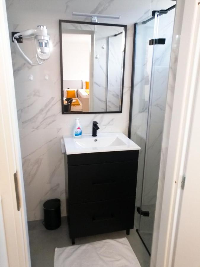 Evita Studio Apartment Карловац Екстериор снимка
